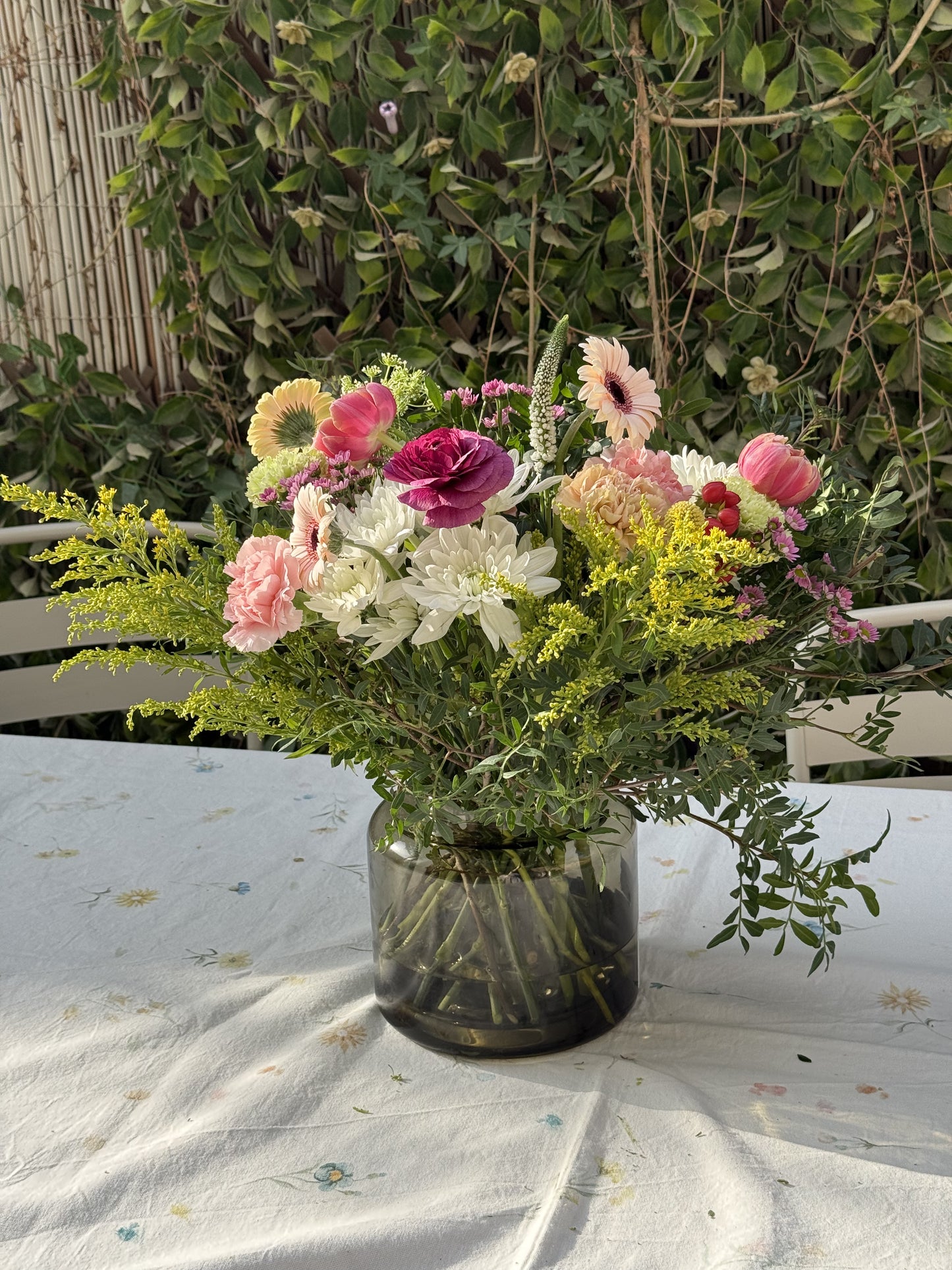 Flowers'N Vase